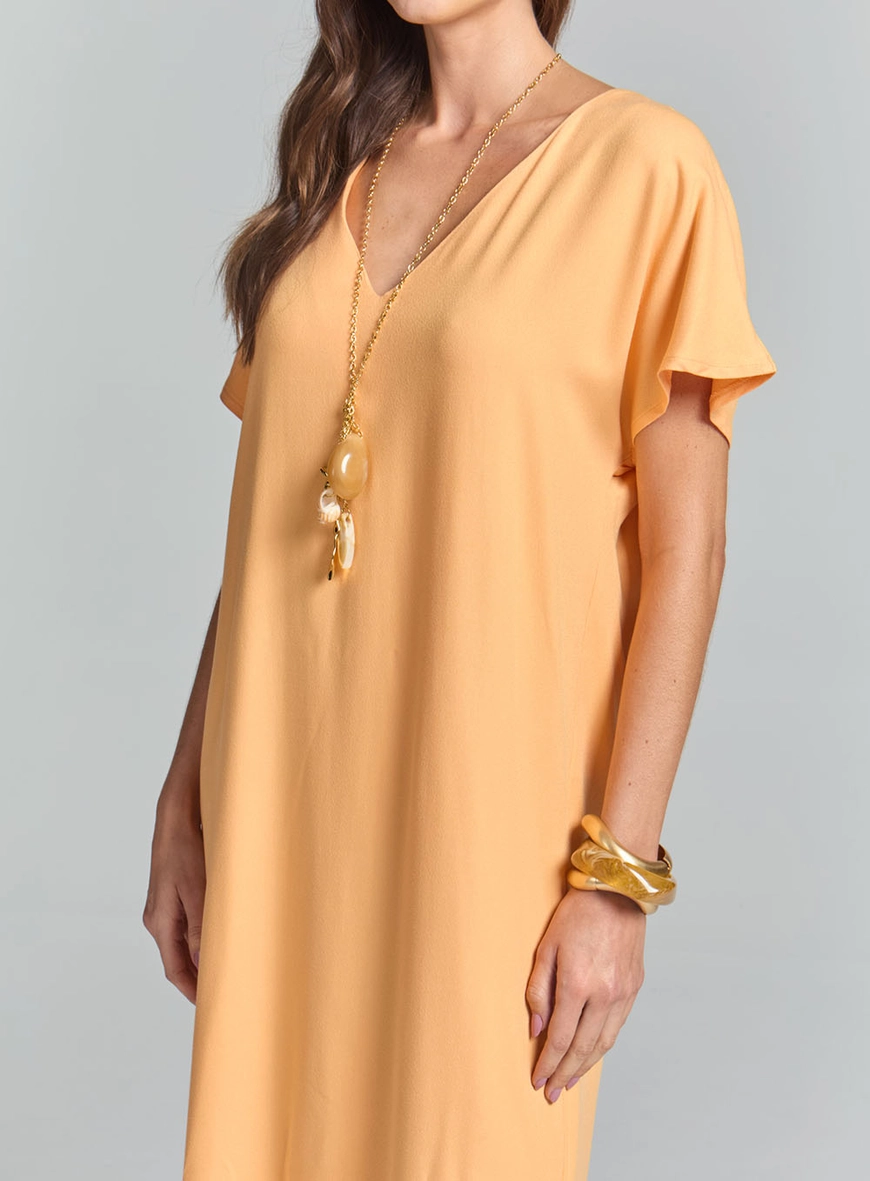 Vestido Comfort Com Fenda Na Lateral Decote V Laranja 3