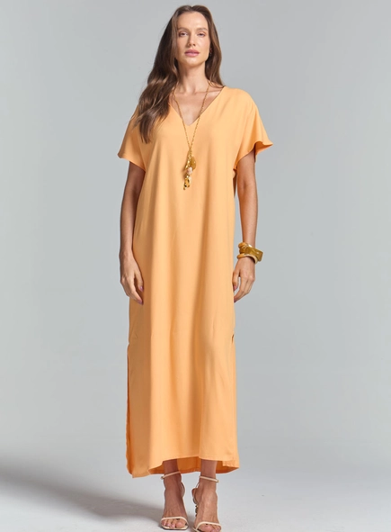 Vestido Comfort Com Fenda Na Lateral Decote V