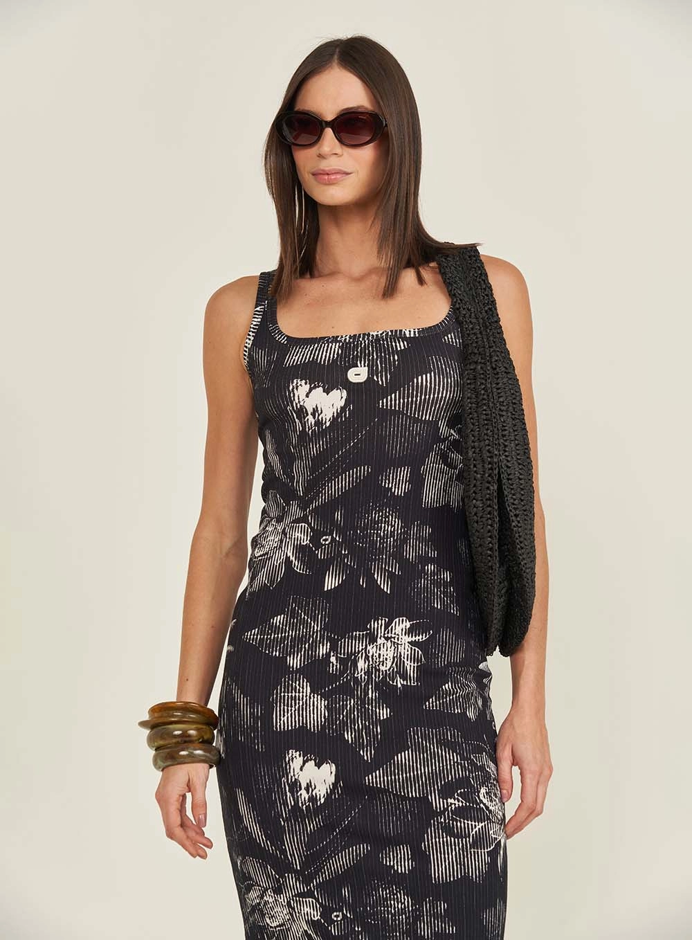 Vestido Slim Estampado Decote U Midi Estampados