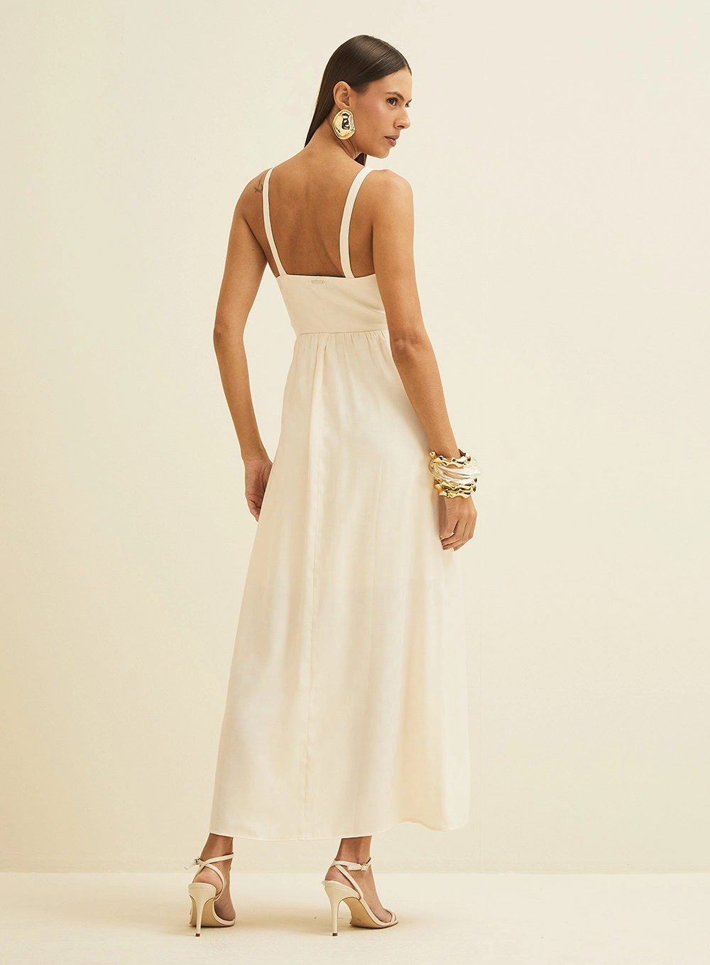 Vestido Midi Amplo Bege 4