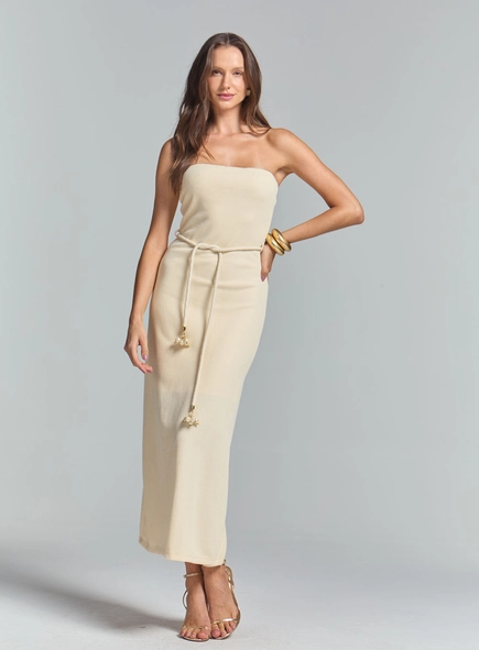 Vestido Evase Tomara Que Caia Com Cinto
