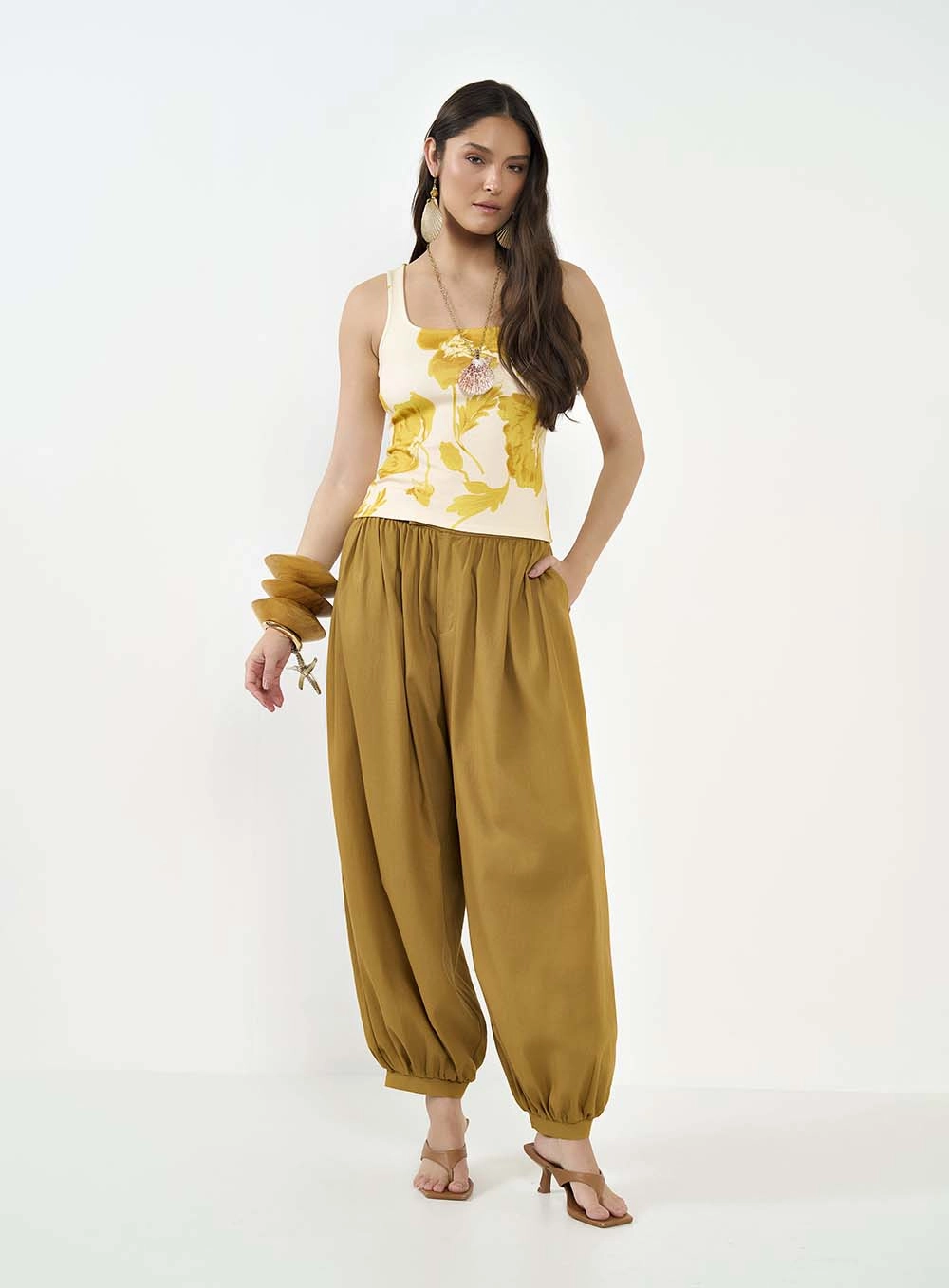 Calça Feminina De Linho Alfaiataria Marrom Ebbela