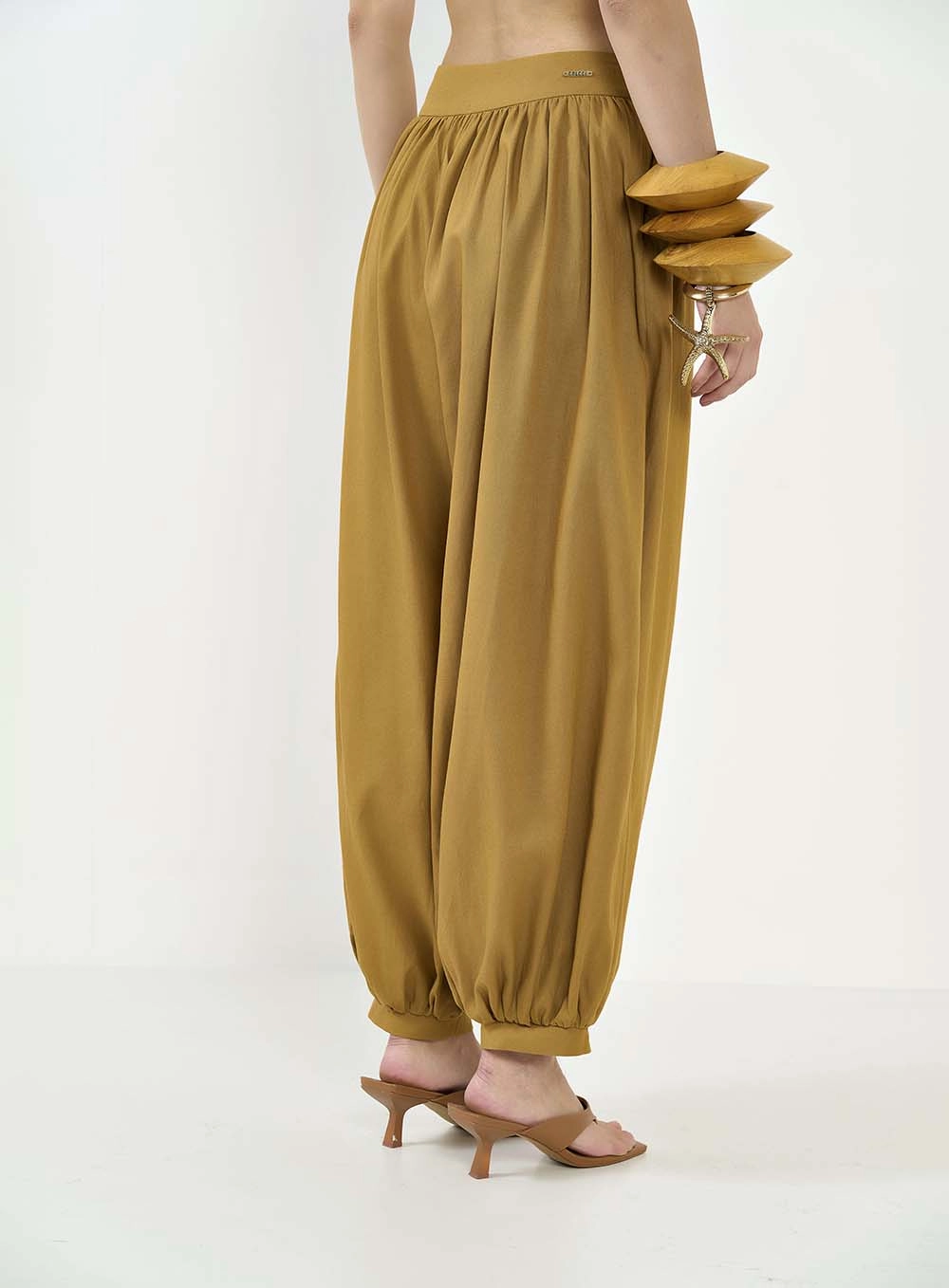 Calça Feminina De Linho Alfaiataria Marrom Ebbela