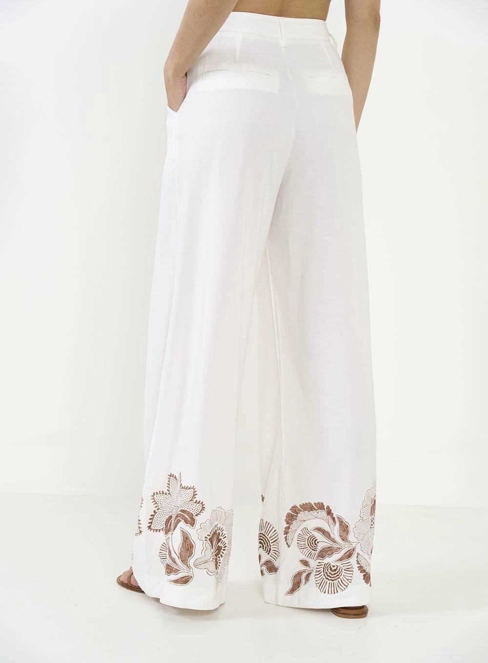 Calça Feminina Alfaiataria Joana Estampada Off Shell