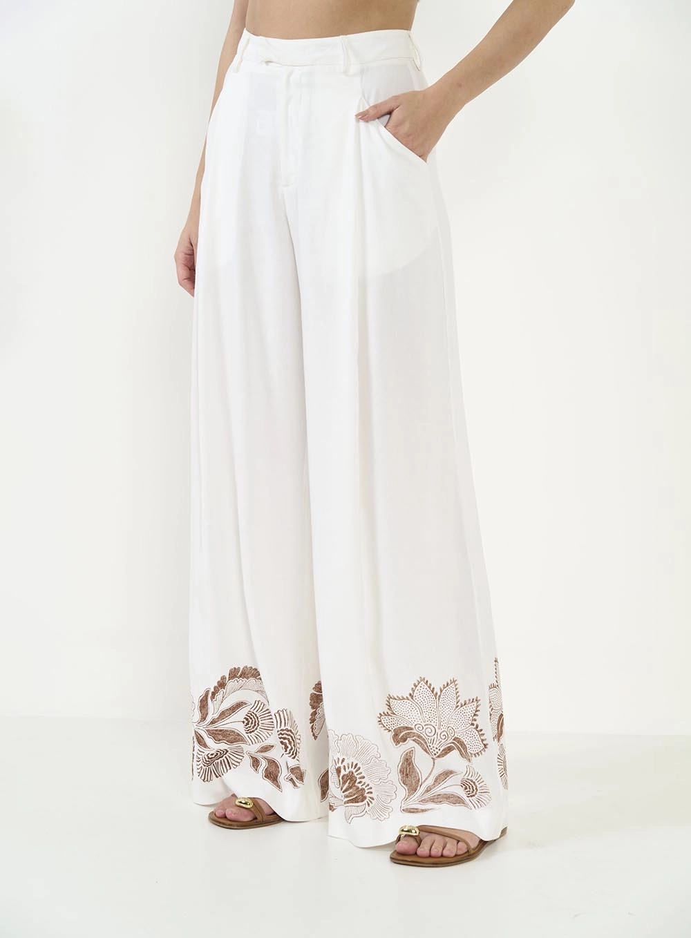 Calça Feminina Alfaiataria Joana Estampada Off Shell