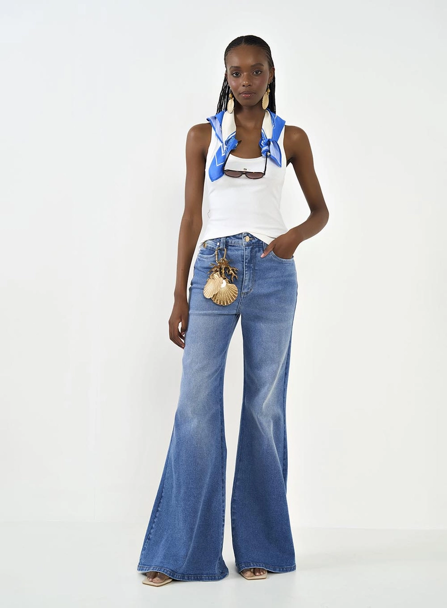 Calça Jeans Feminina Kendall Flare