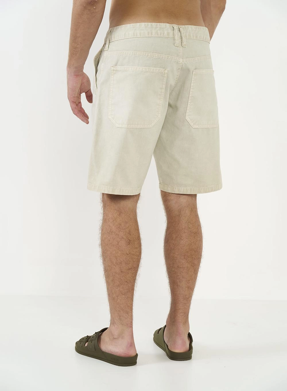 Bermuda New Davi Com Bolso Chanfrado Bege