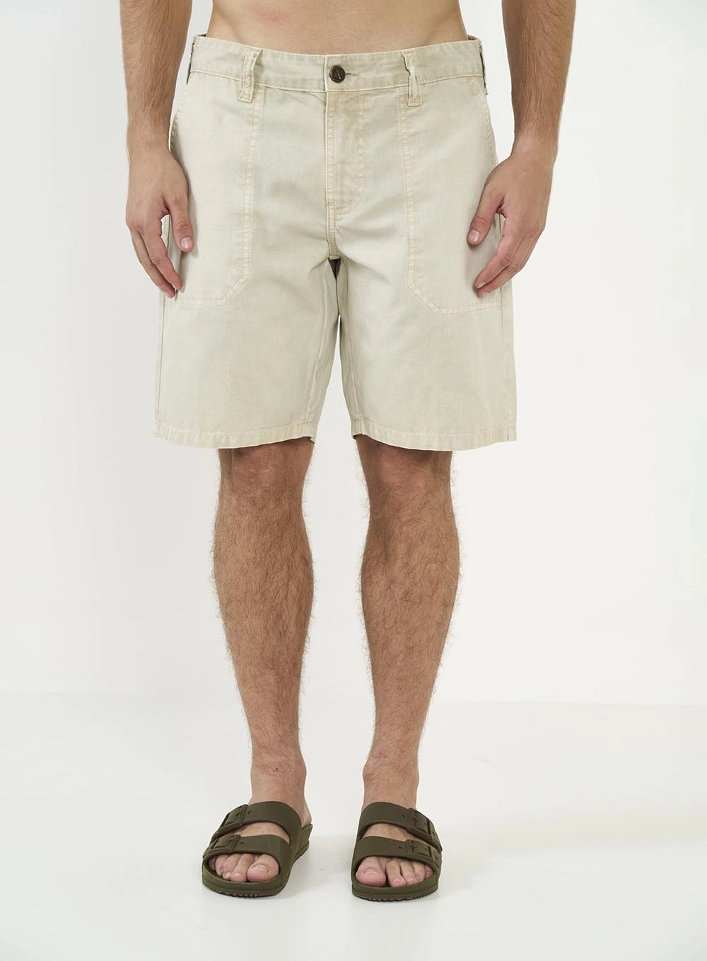 Bermuda New Davi Com Bolso Chanfrado Bege