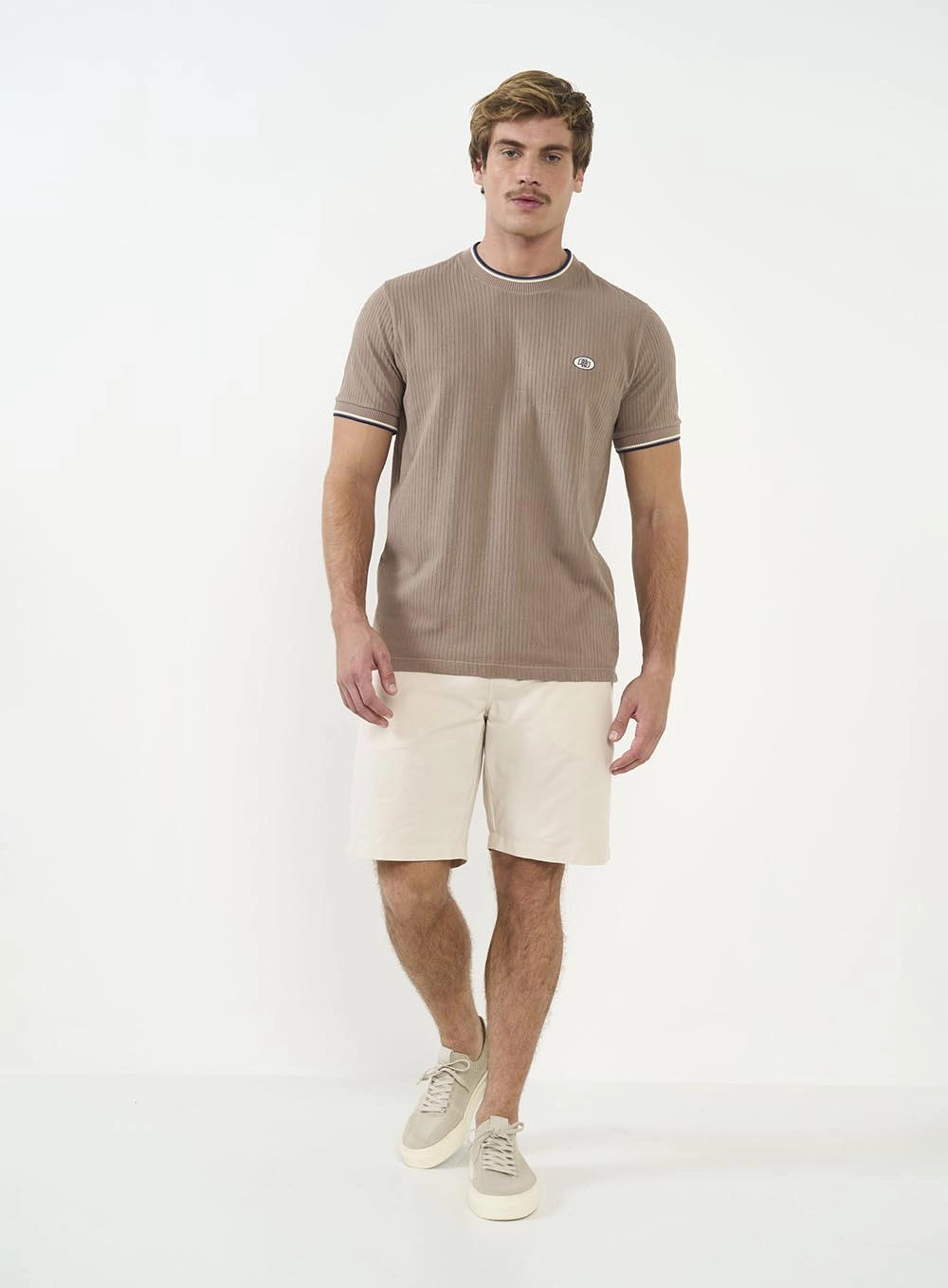 Bermuda Reta Masculina Bege