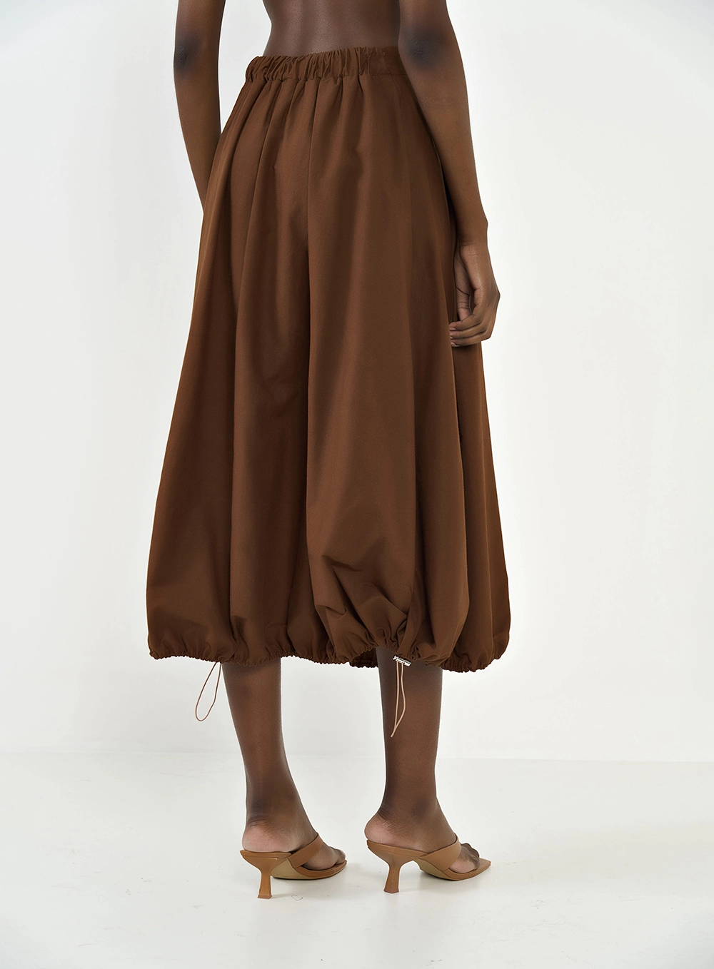 Saia Midi Joana Balonê Marrom