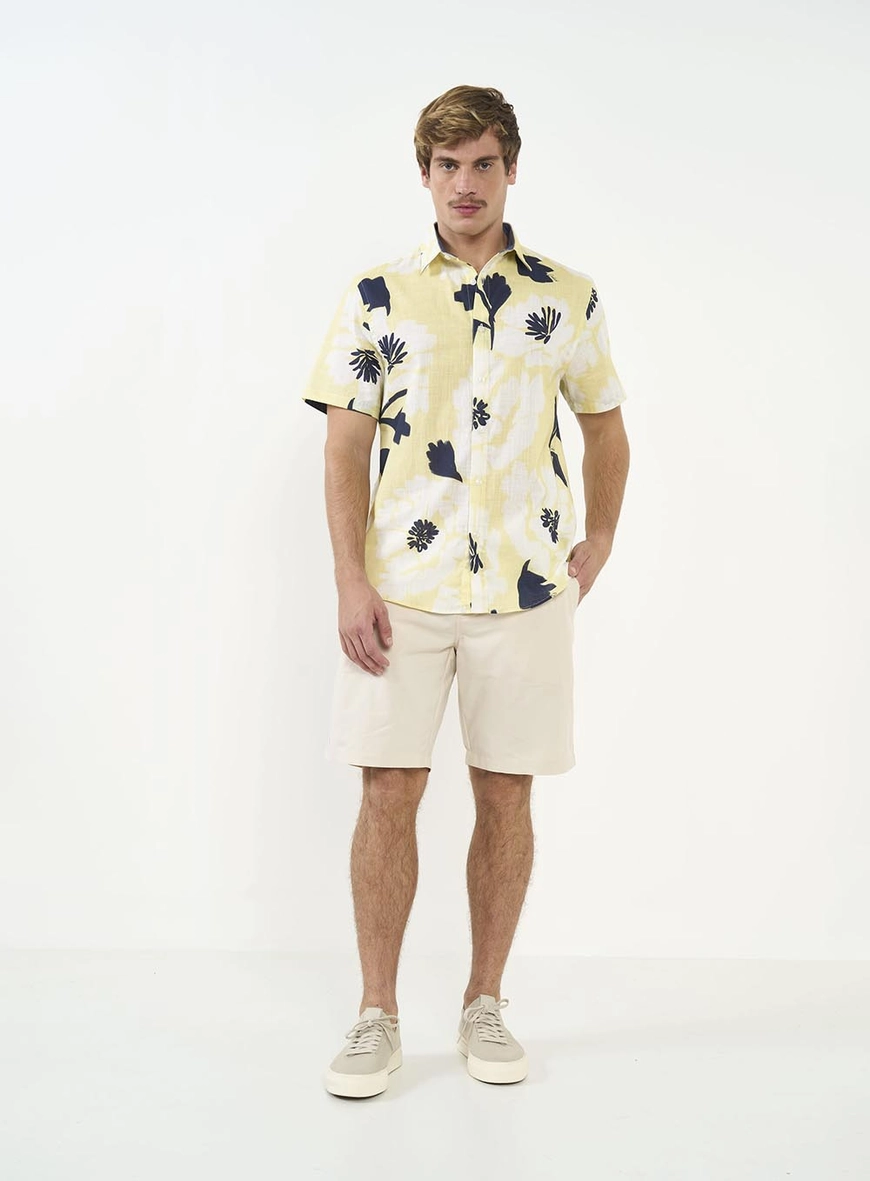 Camisa Estampada Manga Curta Com Botão