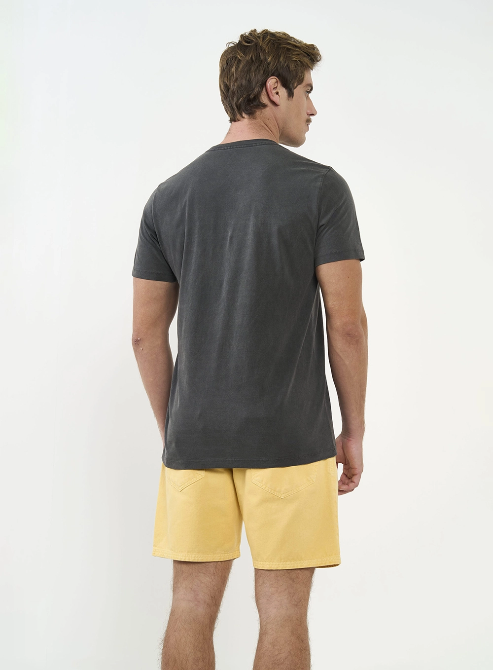 Camiseta Com Estampa Frontal Preto