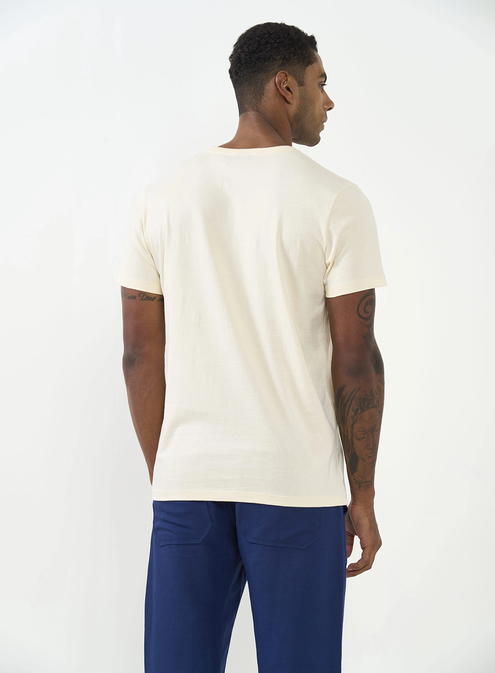 Camiseta Slim Com Logo Frontal Bege