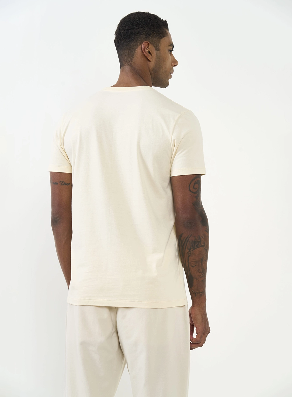 Camiseta Slim Com Estampa Bege
