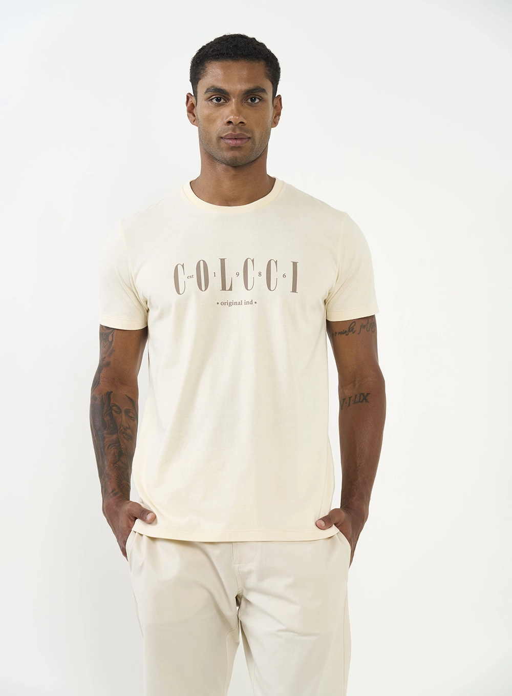 Camiseta Slim Com Estampa Bege
