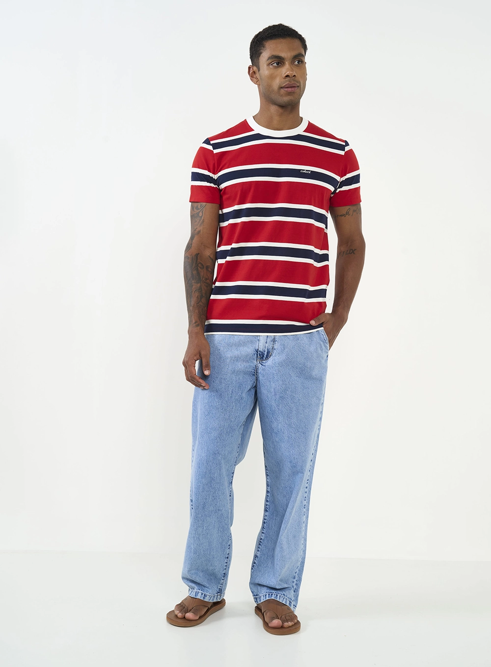 Camiseta Masculina Listrada Estampados