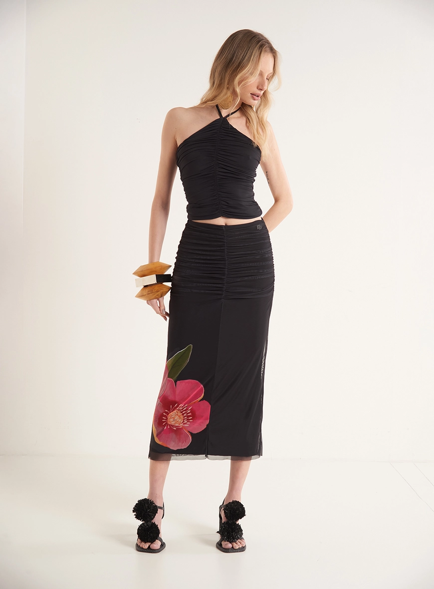 Blusa Justa Com Franzido Frontal