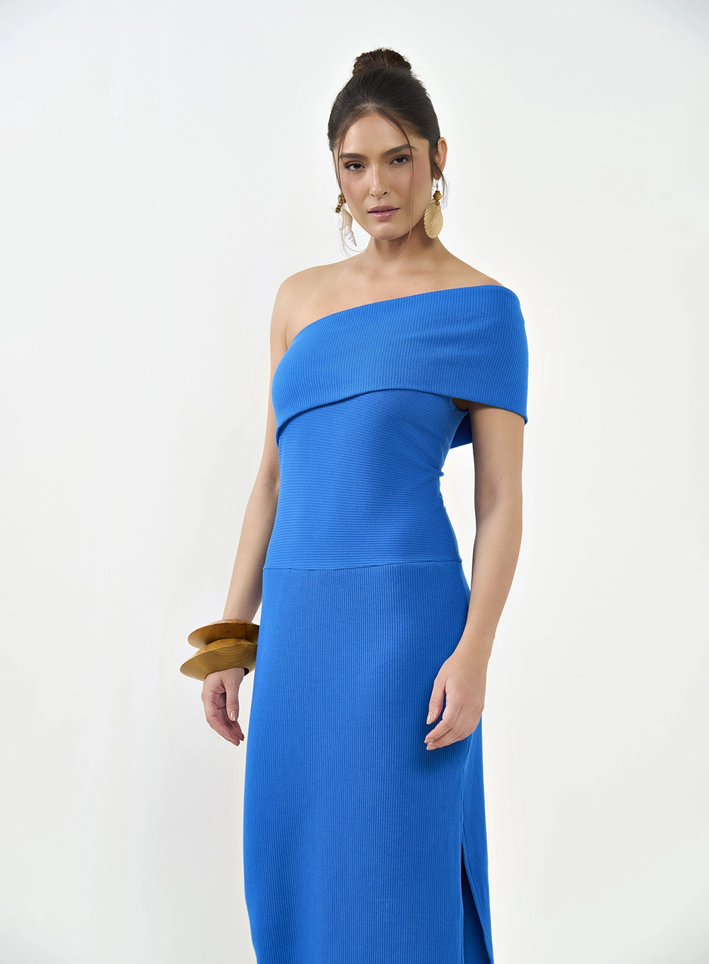 Vestido Midi Canelado Uma Manga Azul