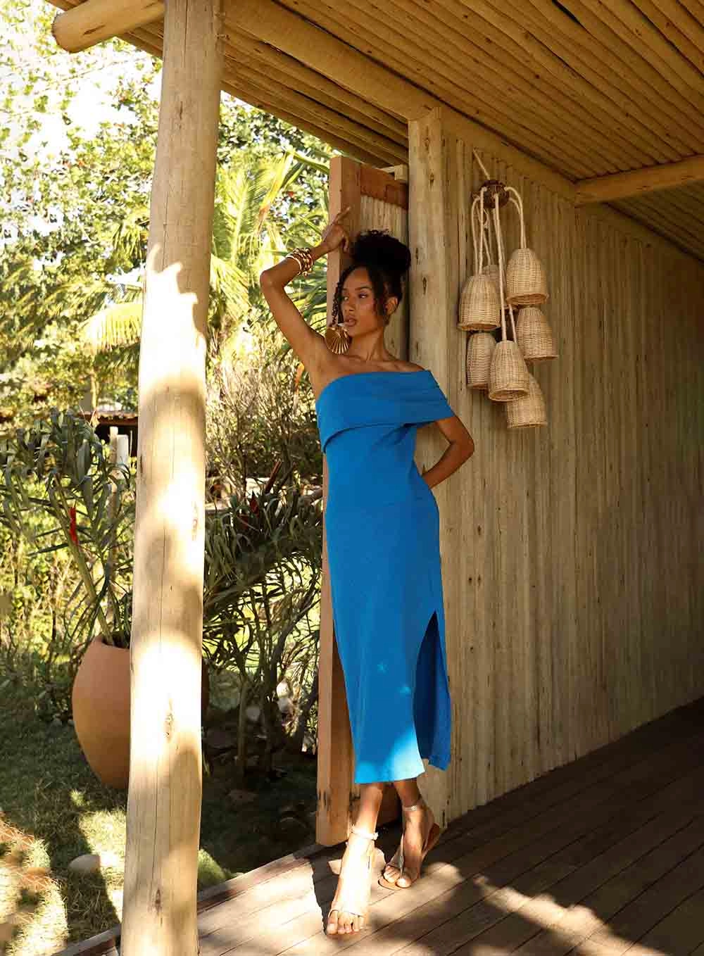 Vestido Midi Canelado Uma Manga Azul