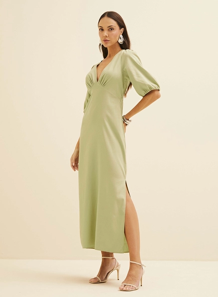 Vestido Midi Em Linho Com Mangas Amplas