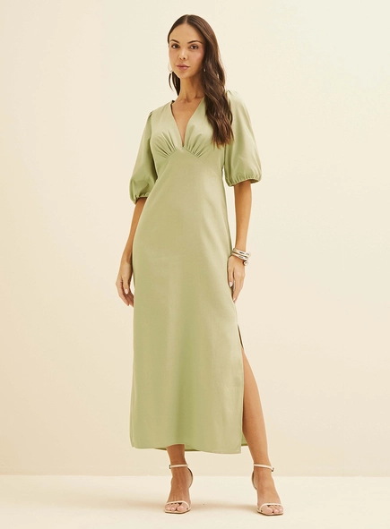 Vestido Midi Em Linho Com Mangas Amplas