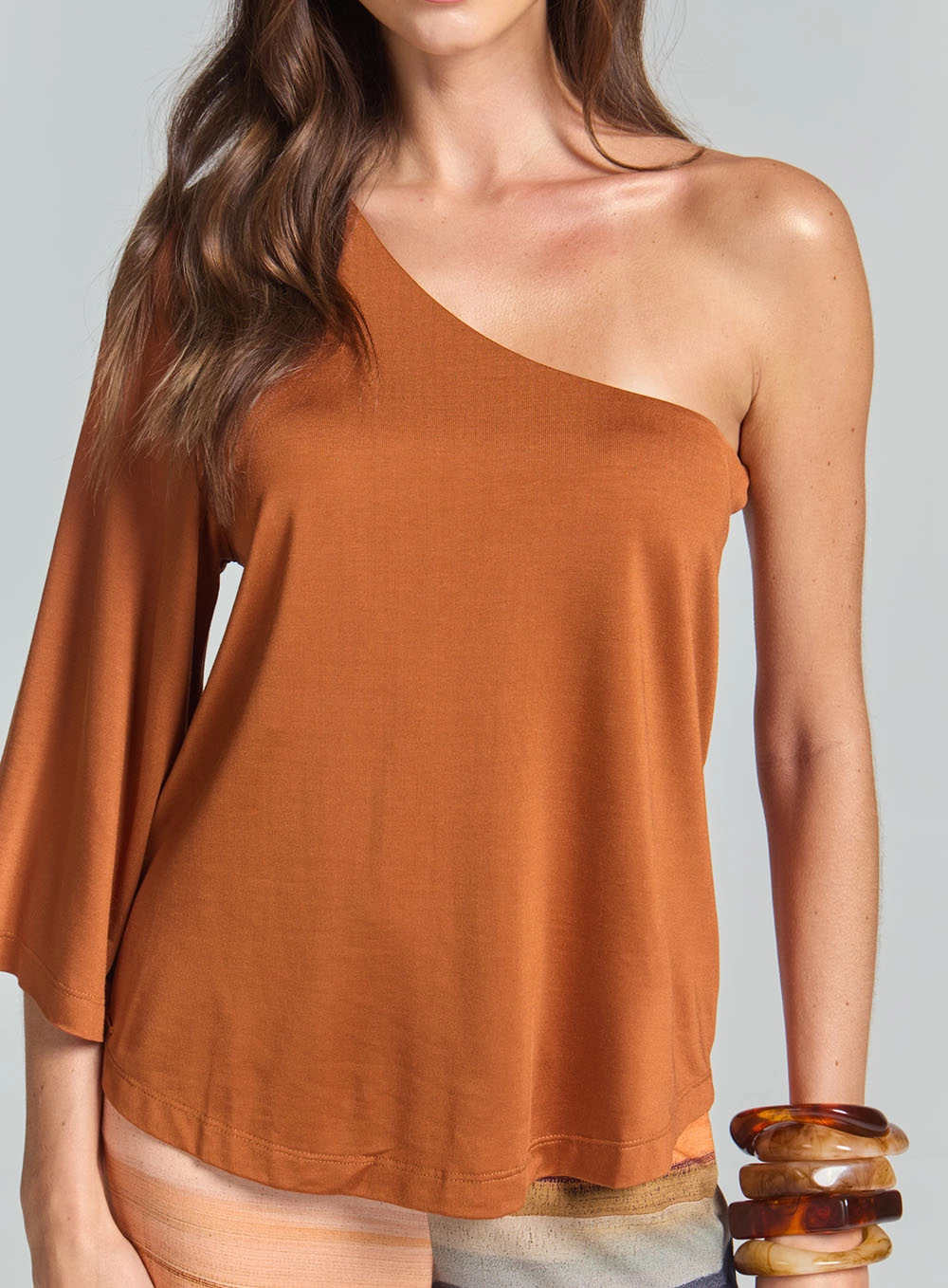 Blusa Assimétrica De Um Ombro Só Marrom 3