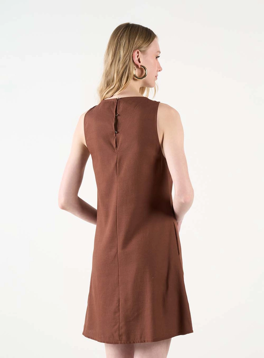 Vestido Curto Evasê Comfort Marrom 3
