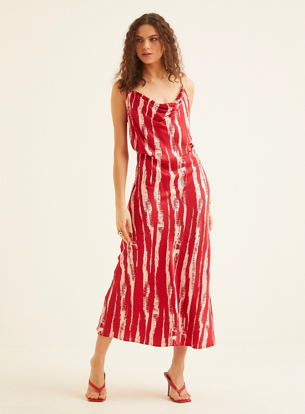 Vestido Longo Estampado Decote Degagê Estampados 2