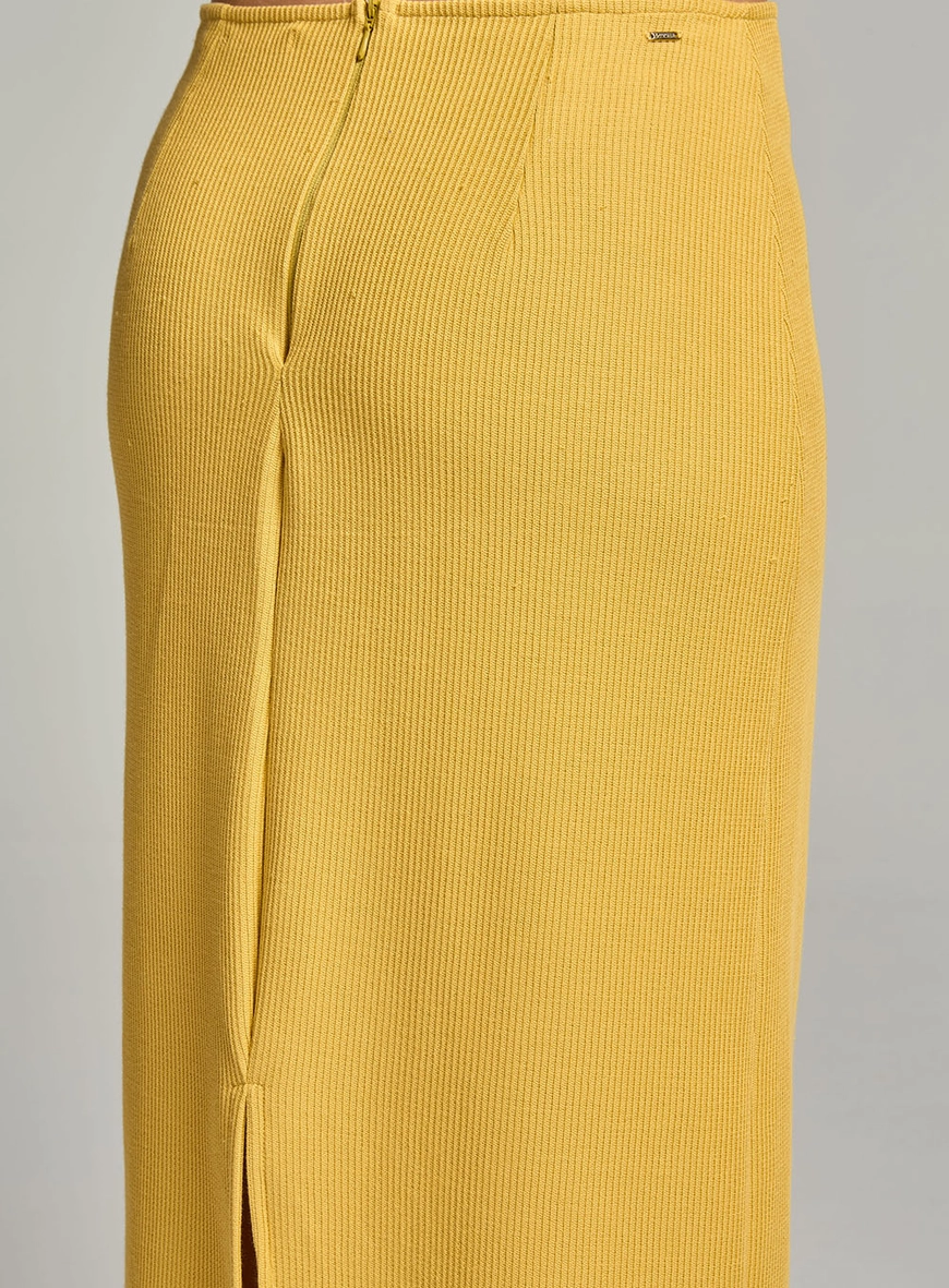 Saia Longa Slim Canelada Com Fenda Amarelo 3
