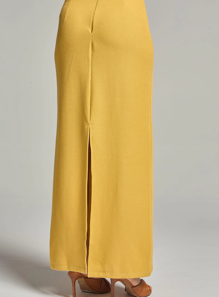 Saia Longa Slim Canelada Com Fenda Amarelo 4