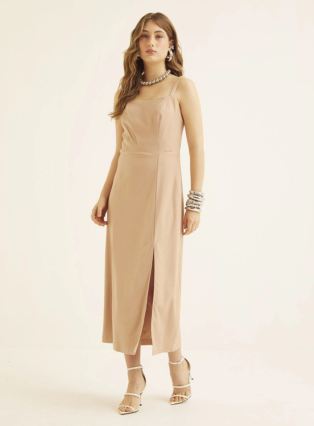 Vestido Midi Comfort Com Fenda Bege 1