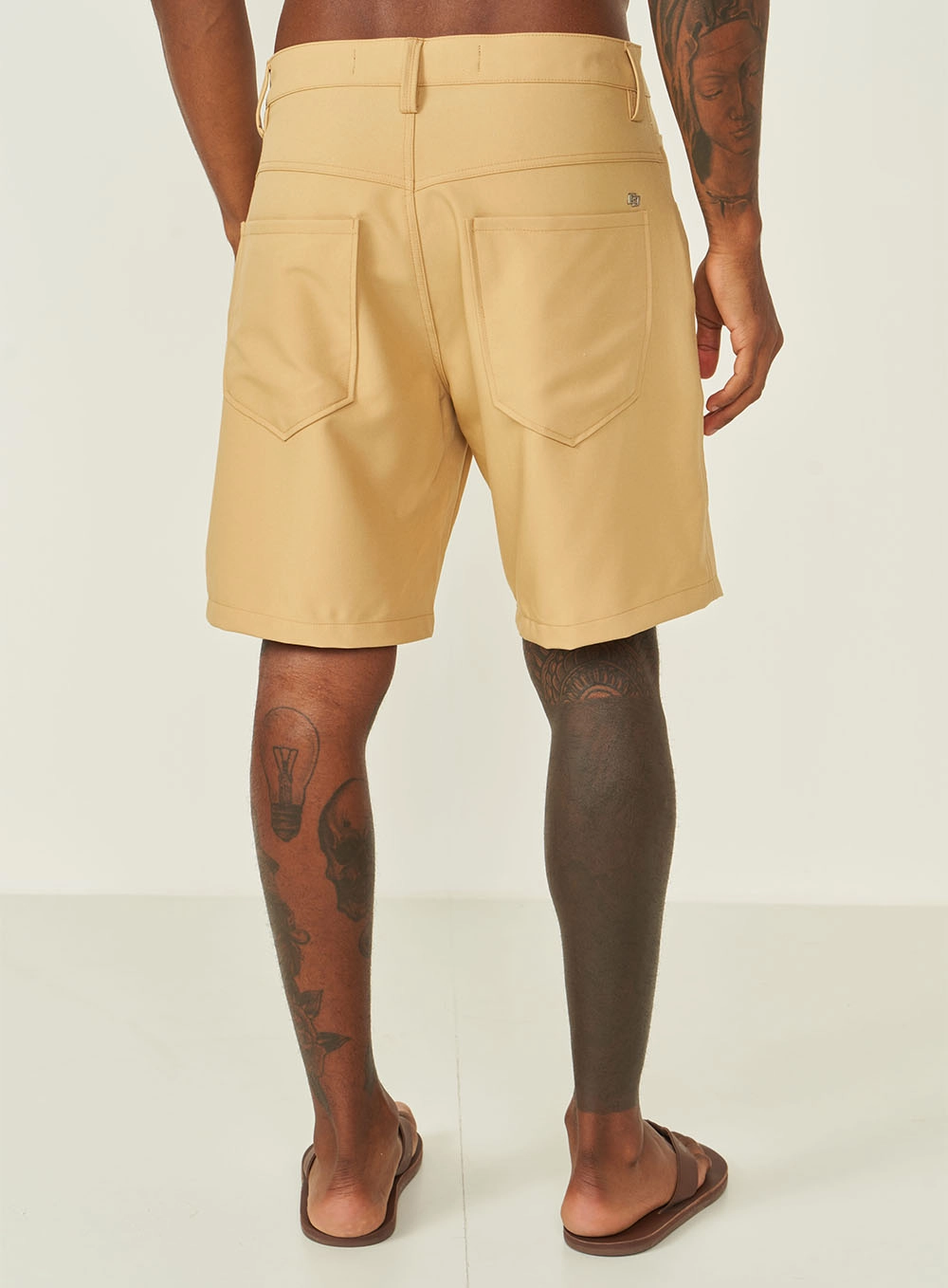 Bermuda Reta Masculina Bege