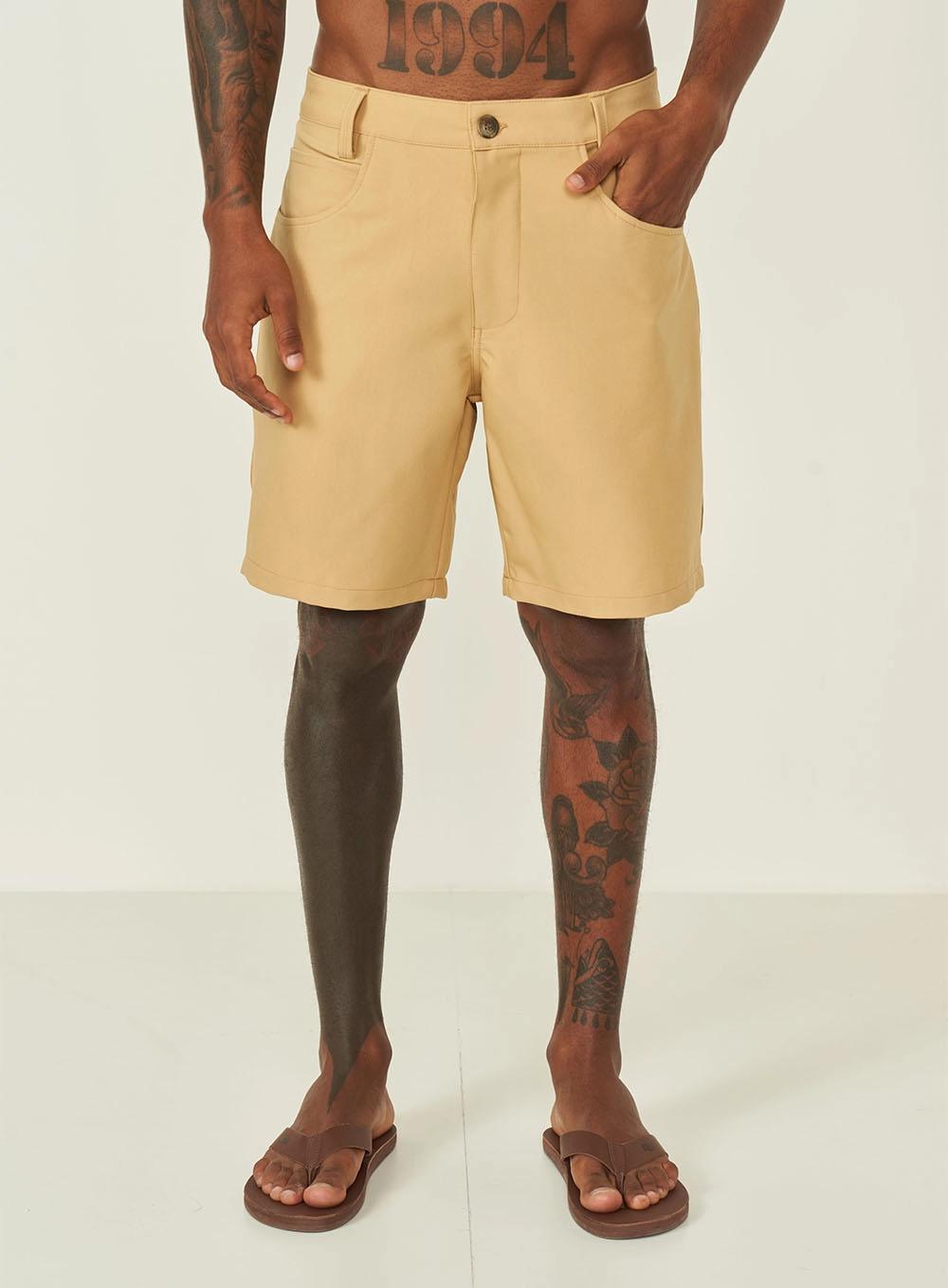 Bermuda Reta Masculina Bege