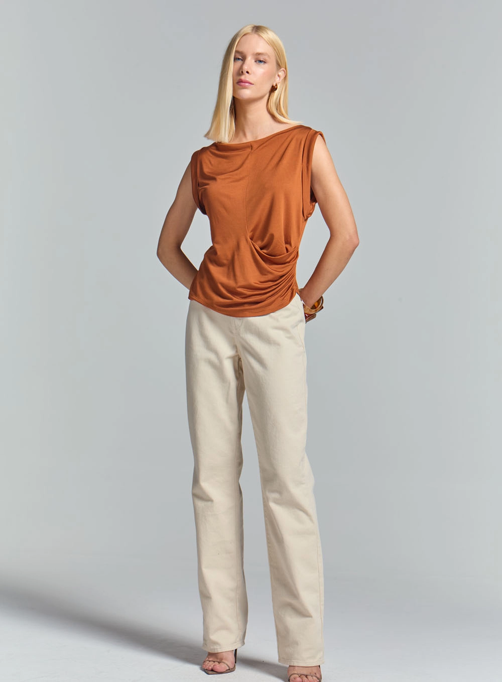 Blusa Comfort Com Tranpasse Marrom 1