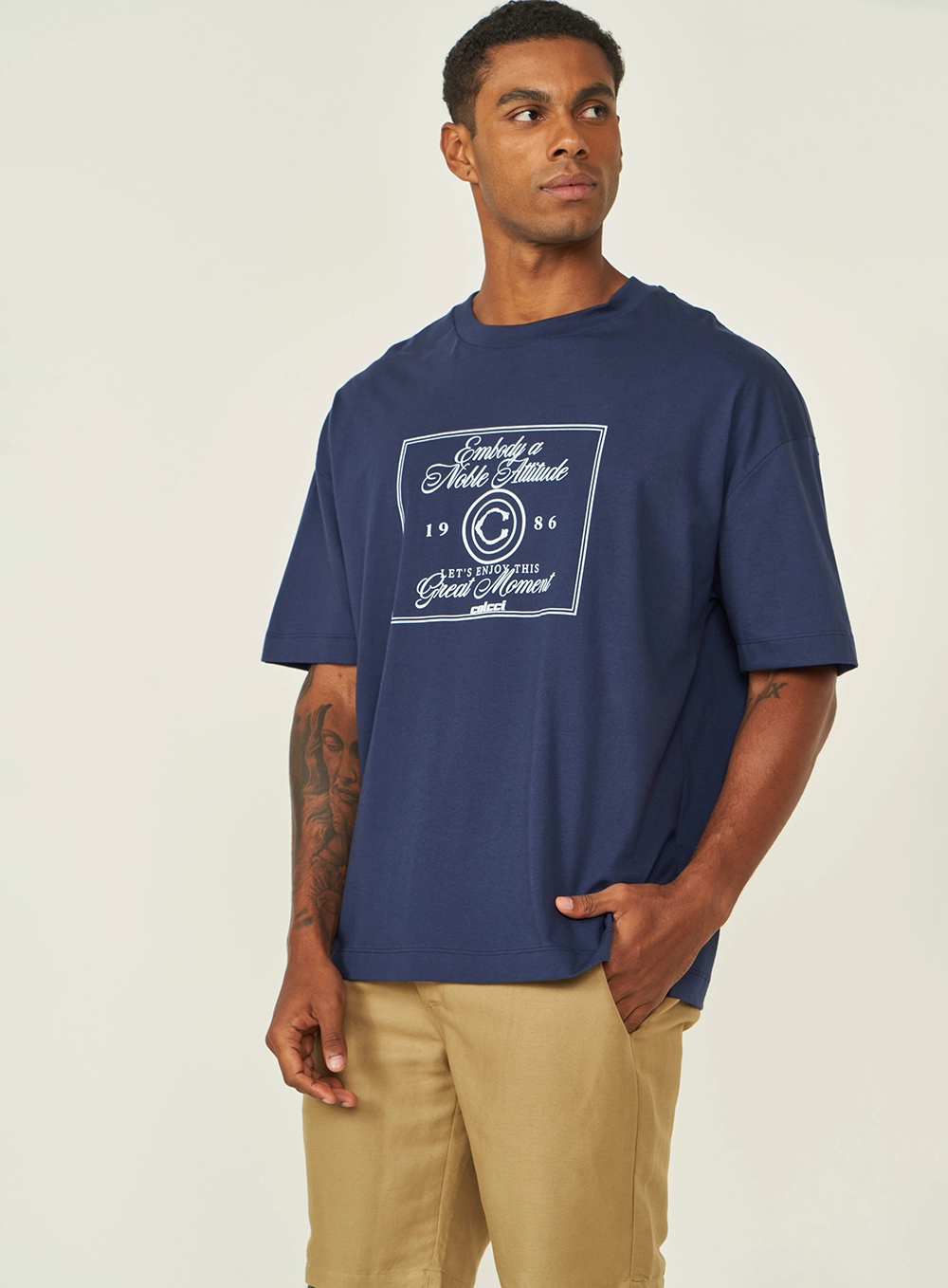 Camiseta Masculina Com Estampa Azul