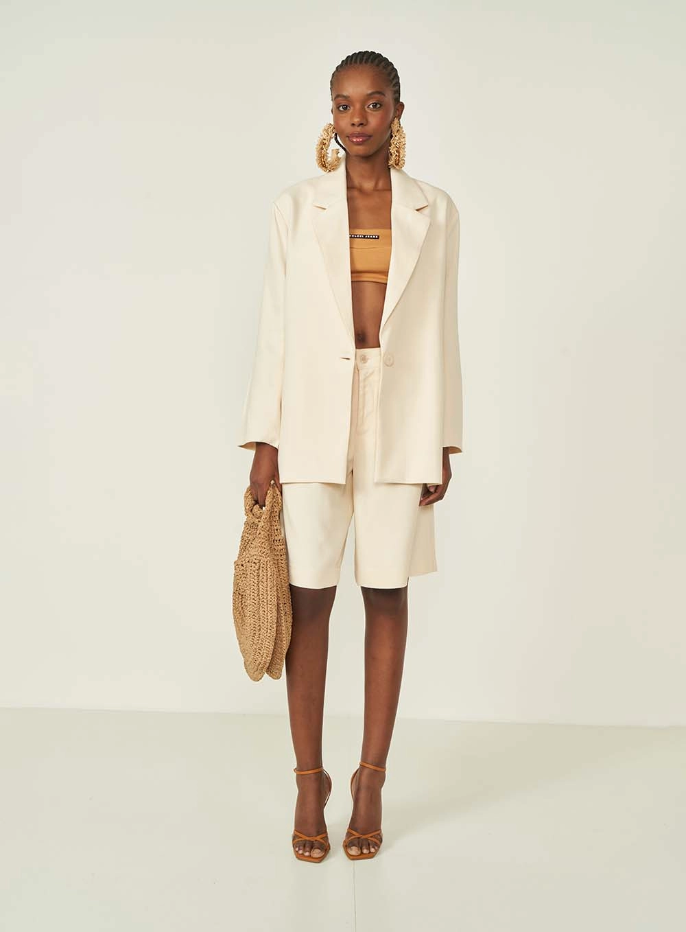 Blazer Loose Com Botão Bege