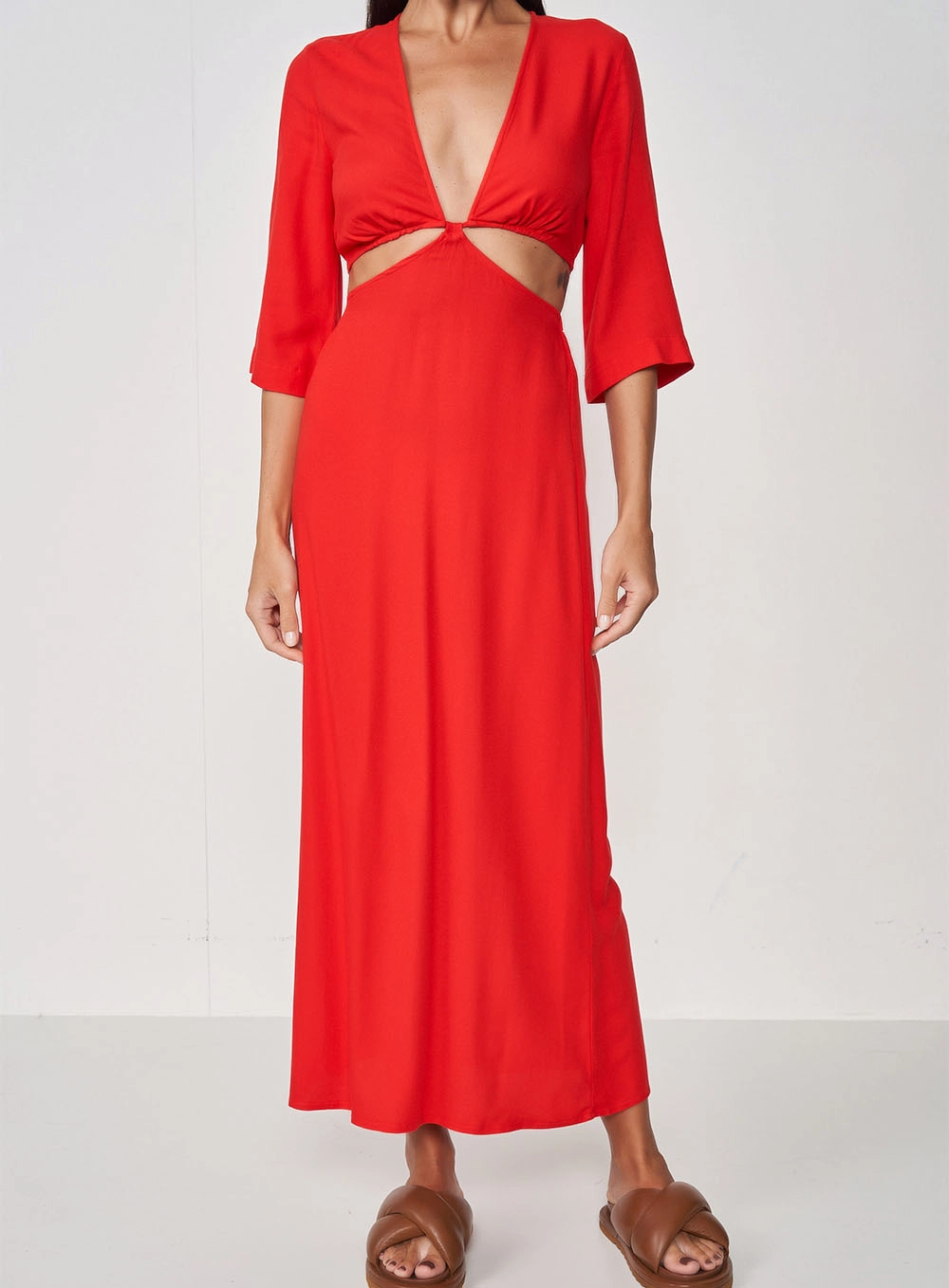 Vestido Comfort Com Recortes Vermelho