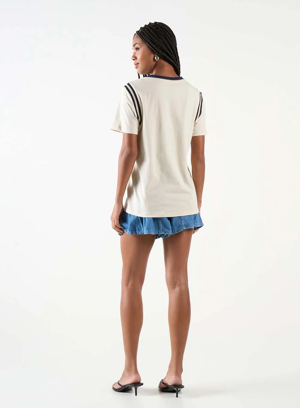 Camiseta Regular Com Estampa Bege 4