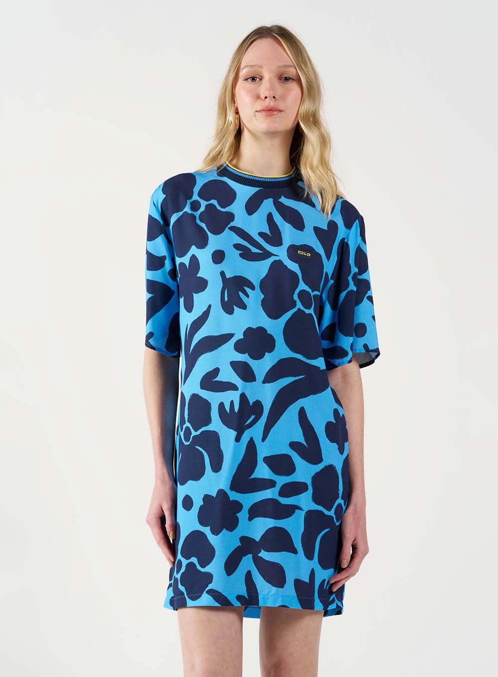 Vestido Curto Comfort Estampado Estampados 2