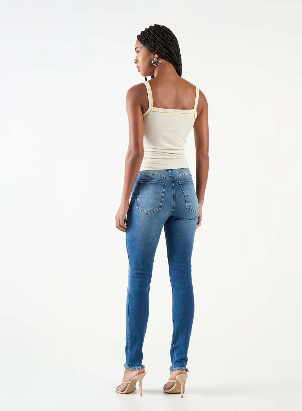 Regata Slim Bicolor Com Bordado Bege 5
