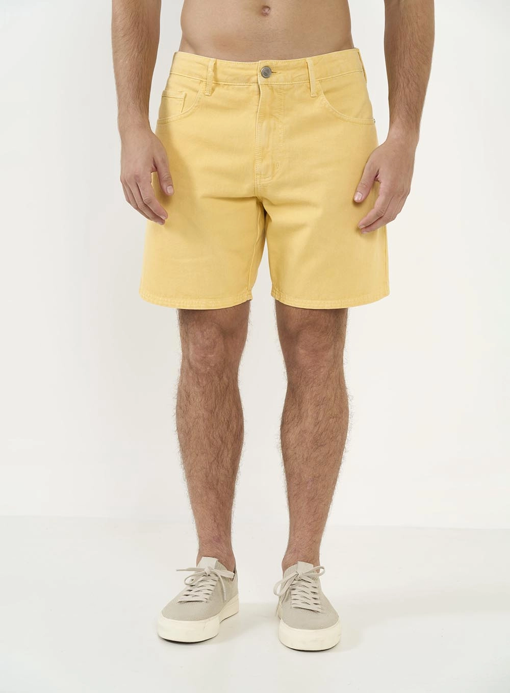 Bermuda Em Sarja Bona Amarelo