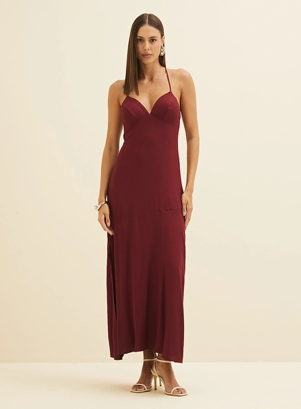Vestido Longo Amplo Assimétrico Com Fenda E Costa
