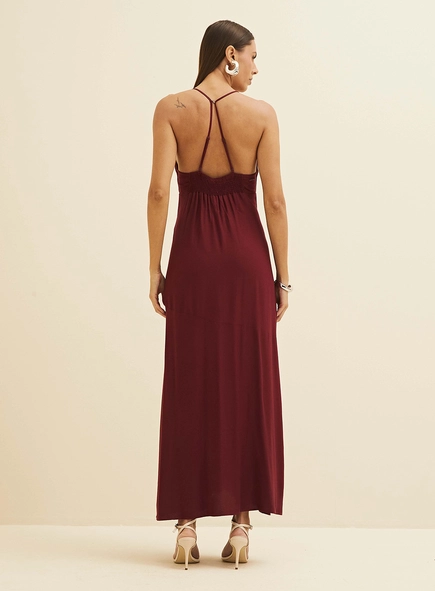 Vestido Longo Amplo Assimétrico Com Fenda E Costa