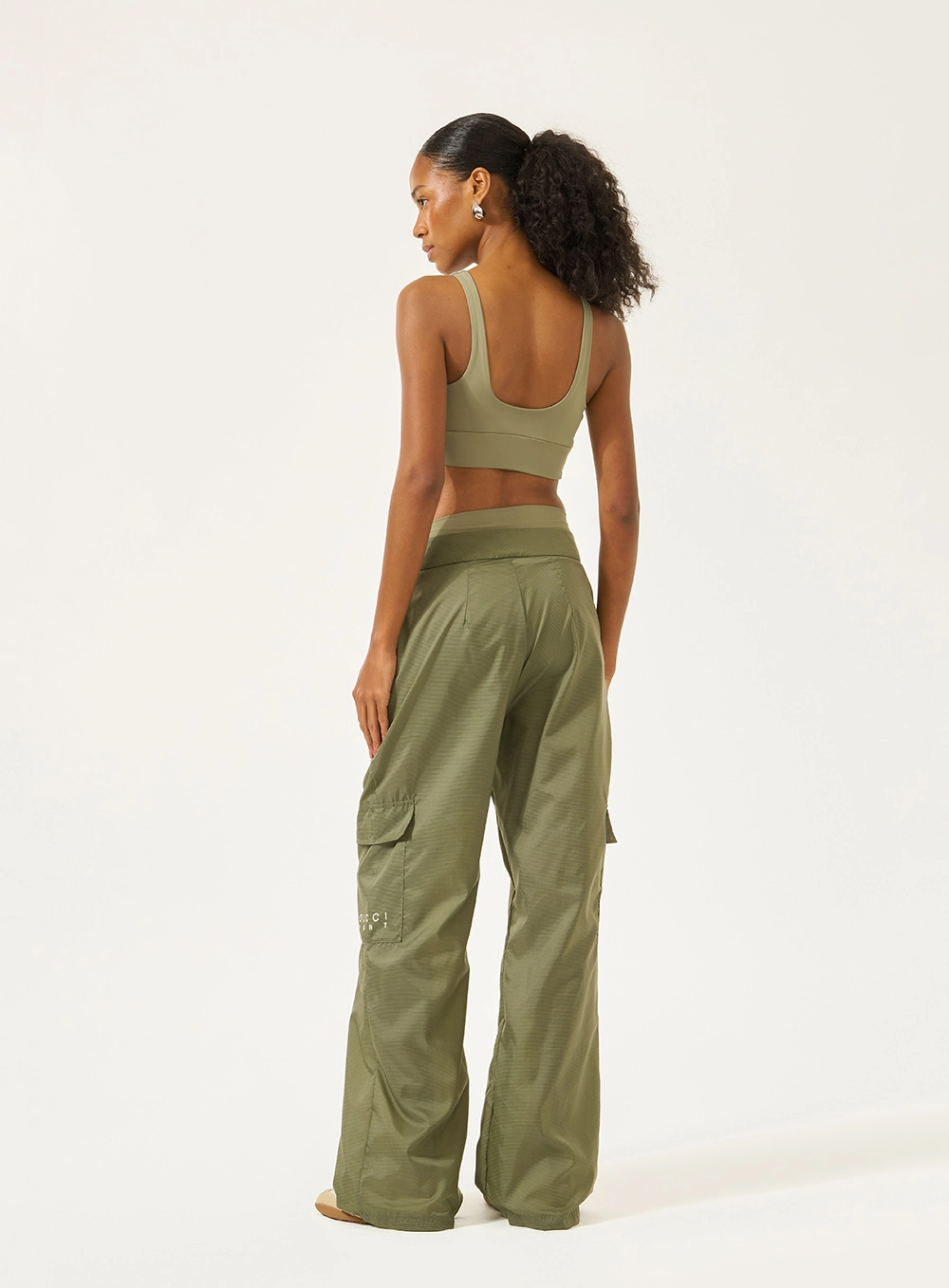 Calca Nylon 1 Feminino Colcci Sport Verde