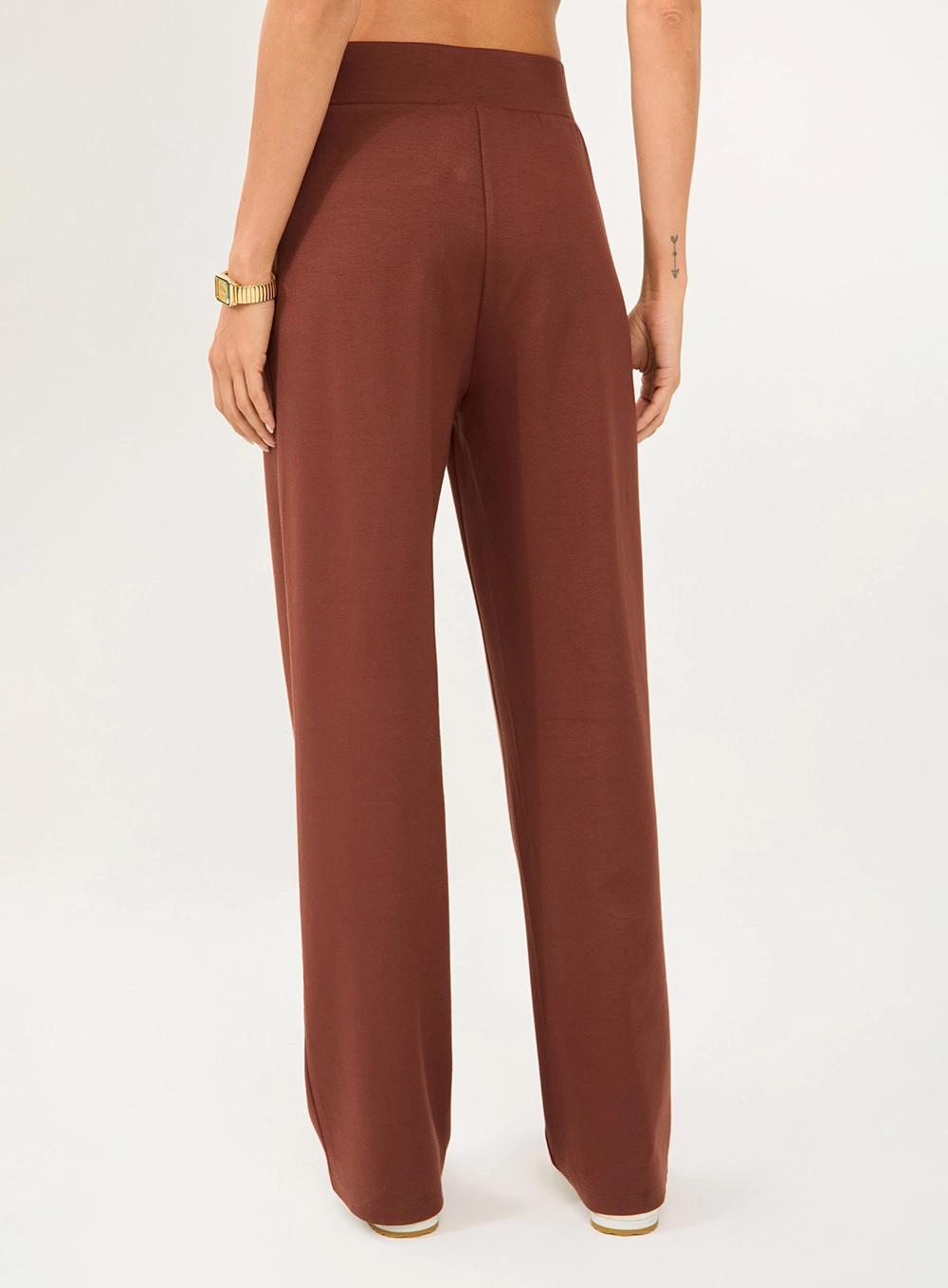 Calça Comfort Com Detalhe Em Zíper Marrom Marissa
