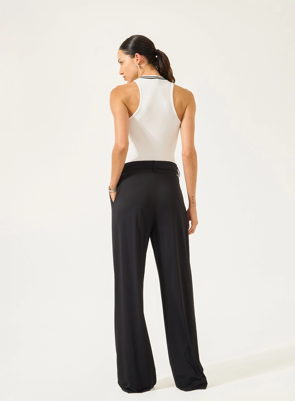 Calça Wide Leg Comfy Preto