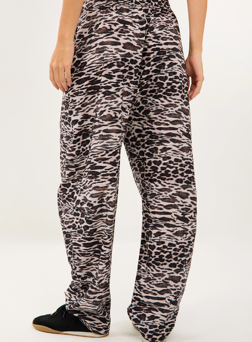 Calça Loose Estampada Estampados