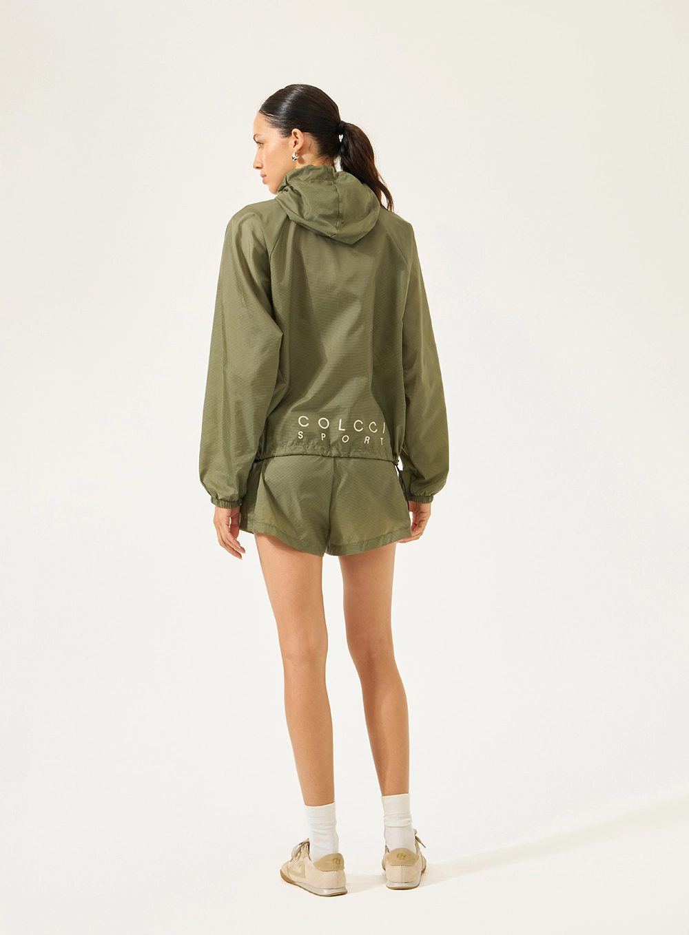 Short Nylon Com Bolsos Laterais Verde