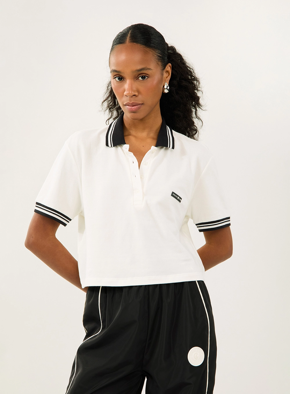 Polo Comfort Com Detalhe Em Listras Off