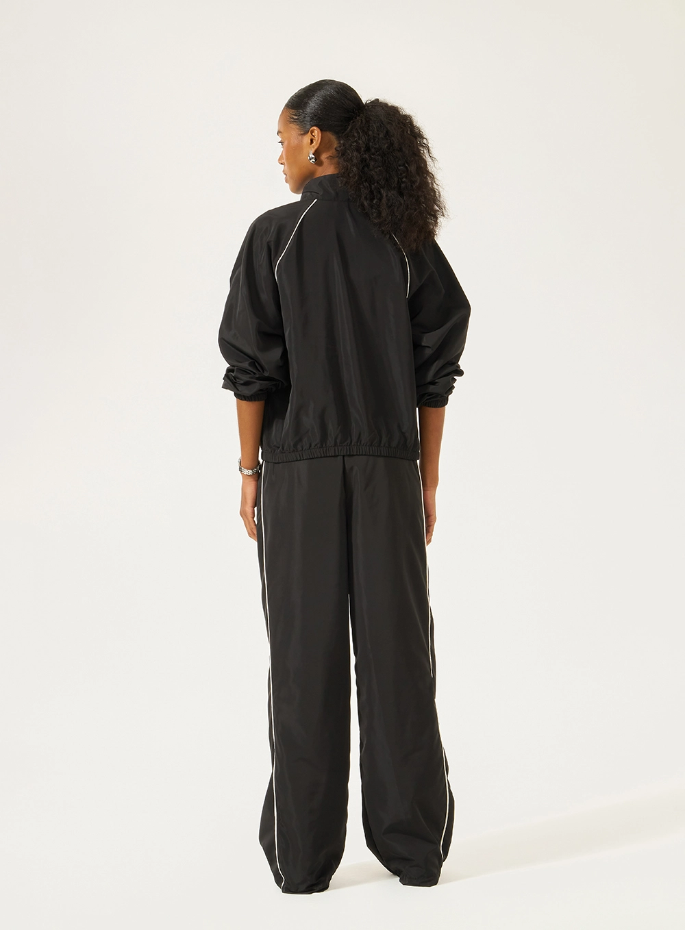 Jaqueta Nylon 1 Feminino Colcci Sport Preto